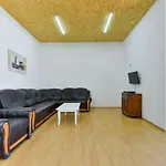 Marinic Comfortable Zára