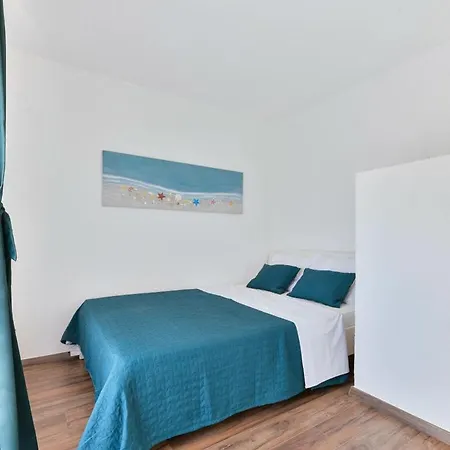 Marinic Comfortable Villa *