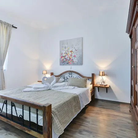 Villa Marinic Comfortable Zadar