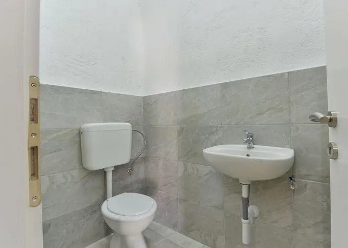 Marinic Comfortable Вилла